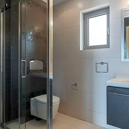 Kymothoe Elite Hotel 4*